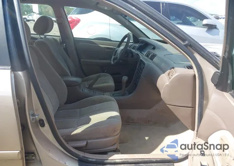 2000 Toyota Camry Le from USA, damaged, VIN 4T1BG22K6YU934243